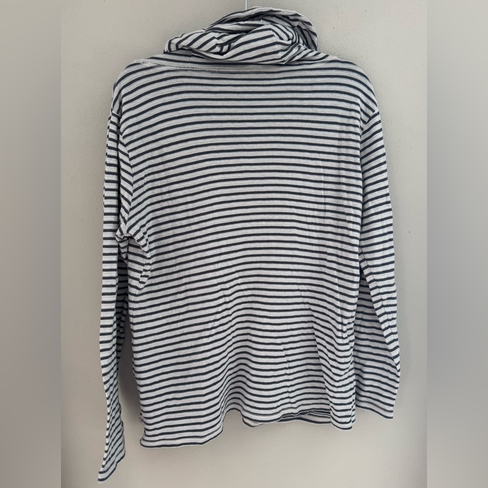 Toad & Co Size L Cowl Neck Long-Sleeved Top in white and blue - Picture 3 of 9